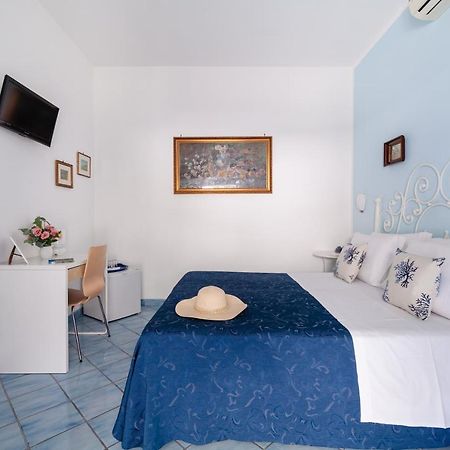 Bnb Le Isole Bed and Breakfast Forio di Ischia Exterior foto