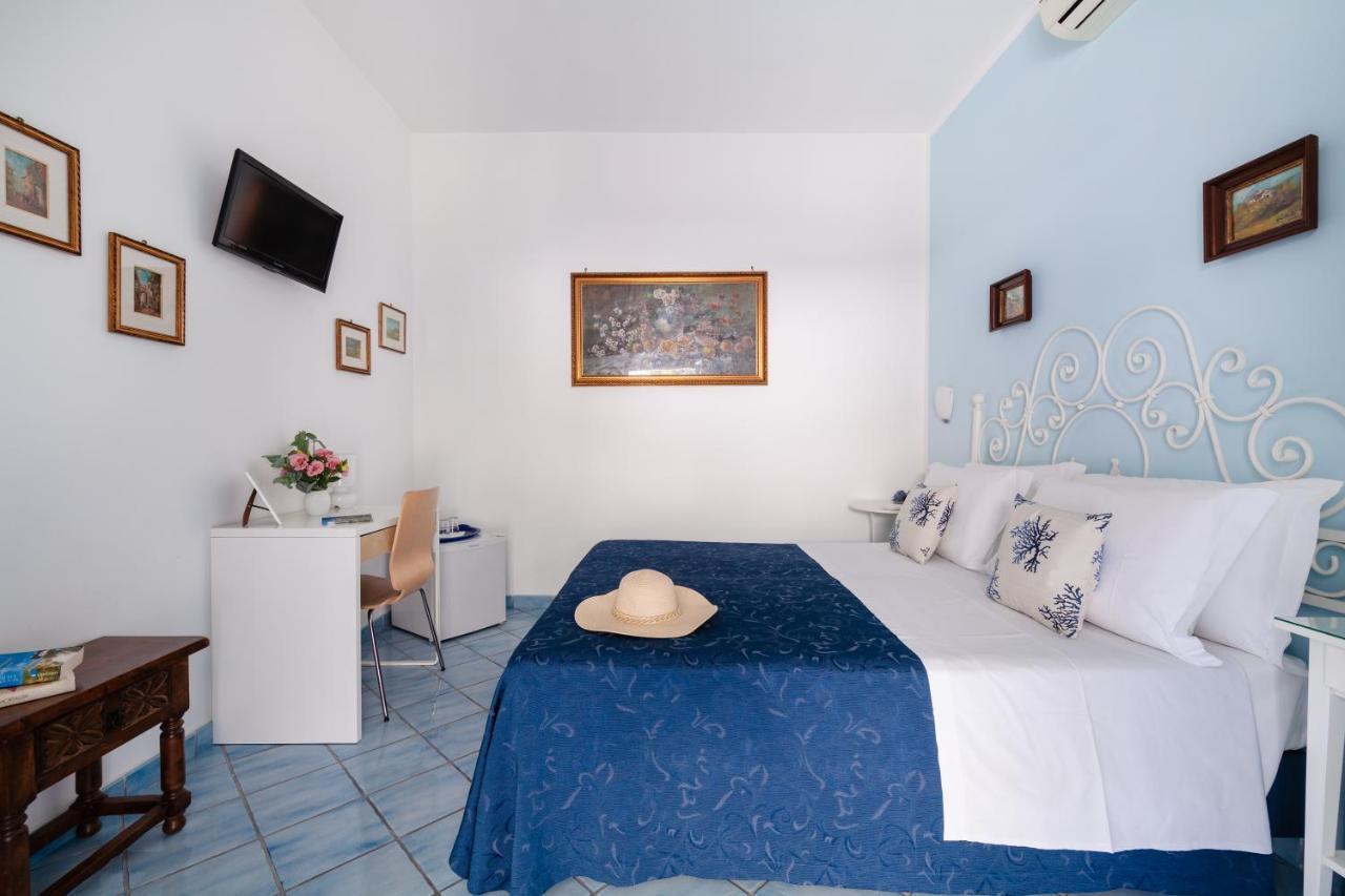 Bnb Le Isole Bed and Breakfast Forio di Ischia Exterior foto